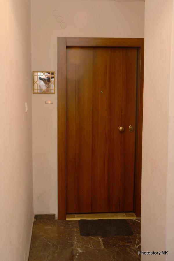Kynosargous Square'S Apartment Athens Exterior photo